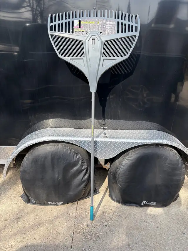 27" Yardworks Leaf Rake