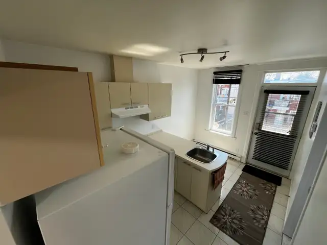 4 ½ à louer dans Ahuntsic (métro Crémazie) Disponible maintenant - Photo 6