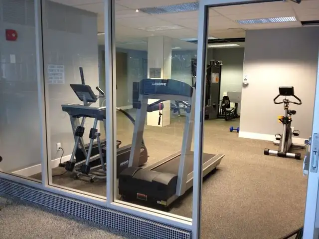 Blow Out Rent: Dalhousie - Bi-Level, 2 Bdrm,14th&15th - Photo 4