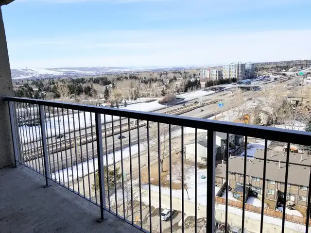 Blow Out Rent: Dalhousie - Bi-Level, 2 Bdrm,14th&15th - Photo 10