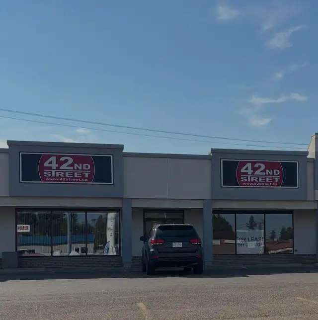 Commercial Space for Lease – 921 2 Street W, Brooks, Alberta - Photo 2