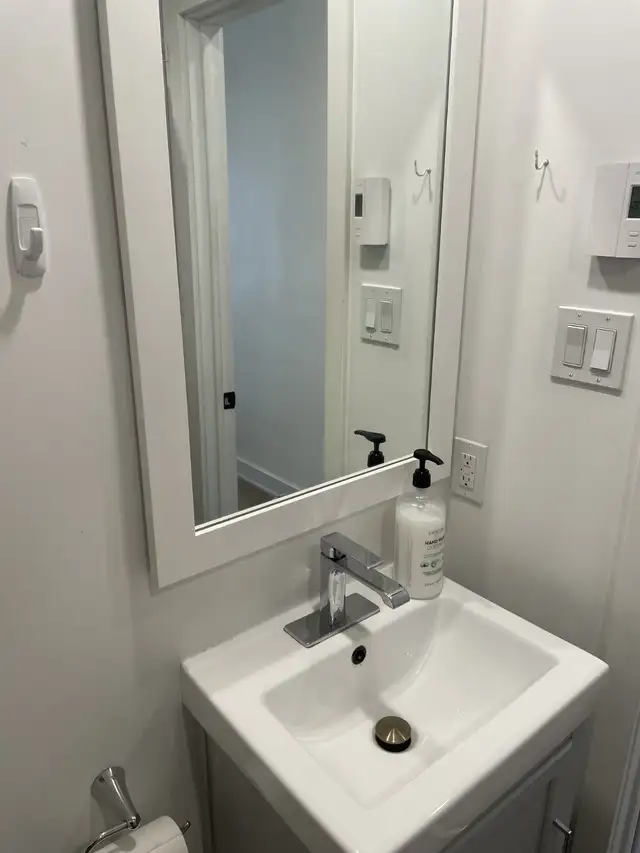 3 1/2 semi-meublé, Ville Sainte-Marie (île de Montreal) - Photo 8