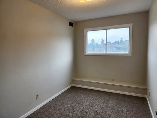 Sunvalley Court #37 - Photo 7