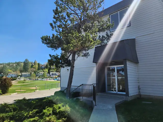 Sunvalley Court #42 - Photo 2