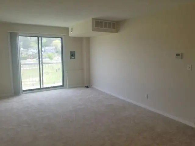 Sunvalley Court #42 - Photo 6