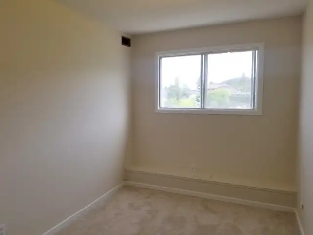 Sunvalley Court #42 - Photo 8