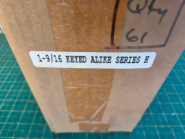 1-9/16 Inch Padlocks Keyed Alike x 12 Units - Photo 2