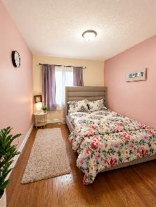 FURNISHED PRIVATE ROOMS WITH PARKING -TTC- ( STCLAIR & BRIMLEY )