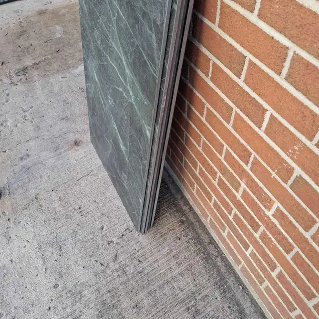 2x4ft 1/4' thick  floor or counter tiles - Photo 2