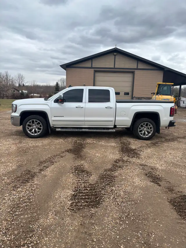 2018 GMC Sierra SLT Max Tow 6.2