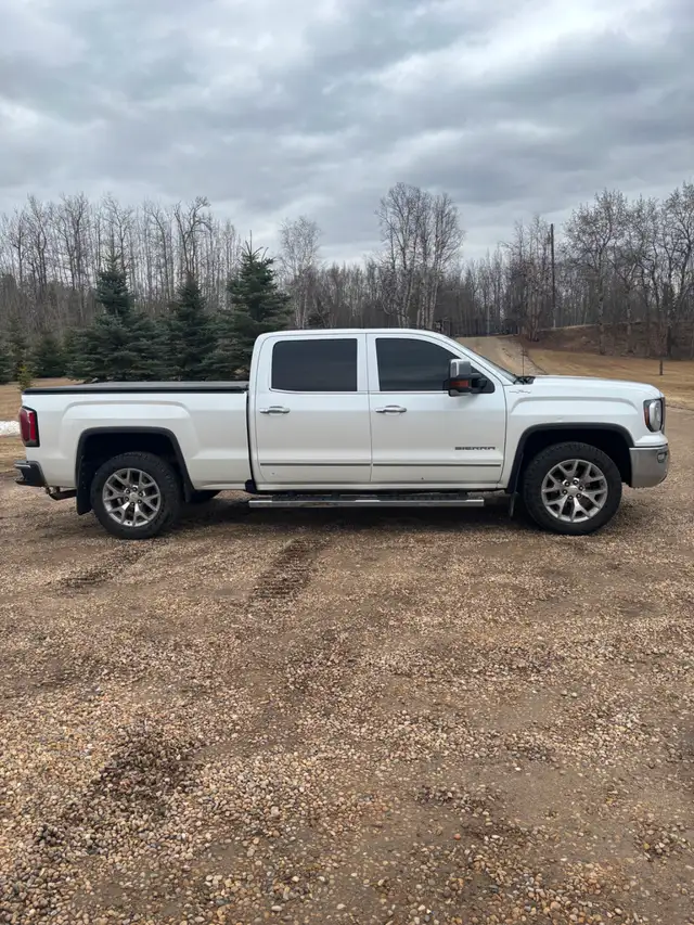 2018 GMC Sierra SLT Max Tow 6.2 - Photo 3