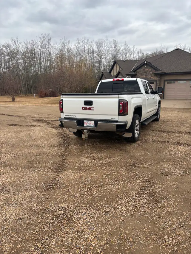 2018 GMC Sierra SLT Max Tow 6.2 - Photo 4