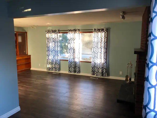 Main Floor for Rent - Photo 2