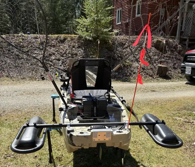 Fishing Kayak - Photo 2