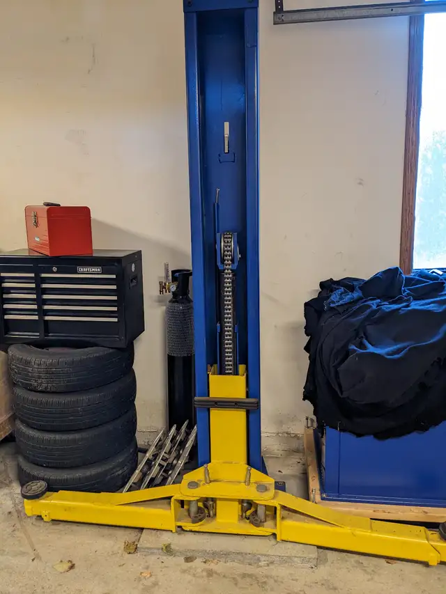 Hobby 2 Post Hoist, TPL707X, 7000lb, 240V - Photo 3