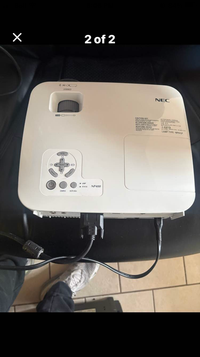 NEC  3  LCD projector - Photo 2