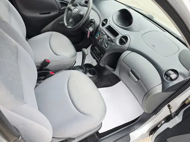 2003 Toyota Echo Automatic No Accident Clean inside out - Photo 12