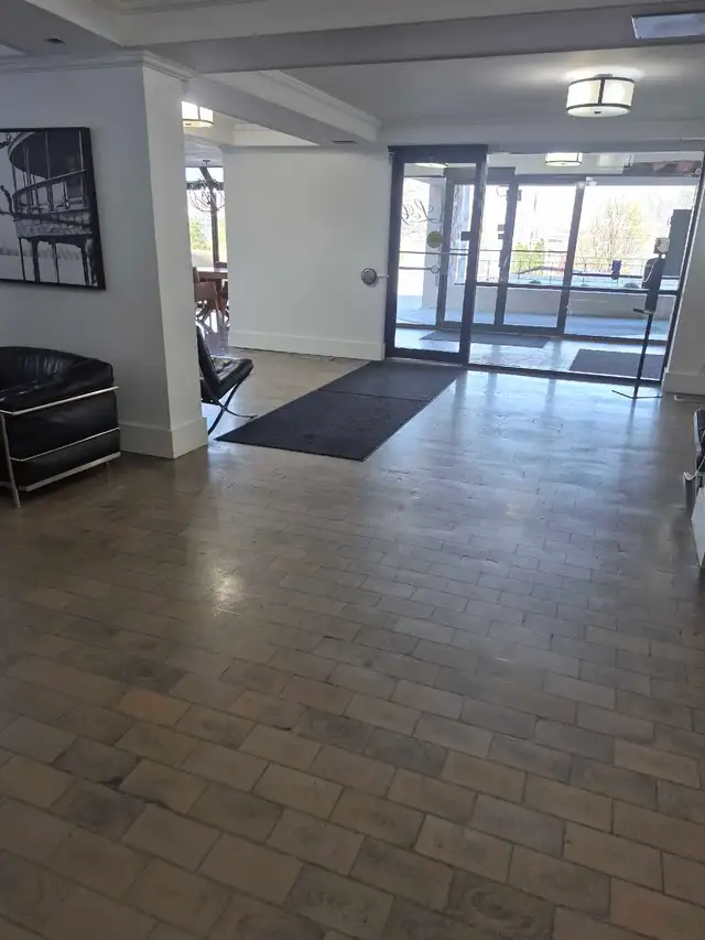 High Rise Condo For Rent - Photo 8