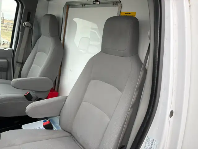 2024 Ford E-450 16' CUBE VAN RAMP LOADED ONLY 31K CAN LEASE - Photo 12