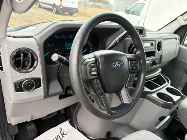 2024 Ford E-450 16' CUBE VAN RAMP LOADED ONLY 31K CAN LEASE - Photo 13