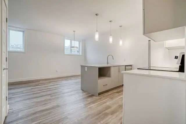 2 bedroom unit for rent all included, June 15 - Photo 2