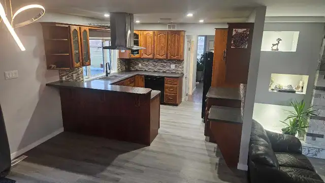 3.14-Acre Country Home Near Stony Mountain — 4 Bed, 2 Bath — Pri - Photo 3