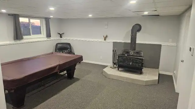 3.14-Acre Country Home Near Stony Mountain — 4 Bed, 2 Bath — Pri - Photo 5