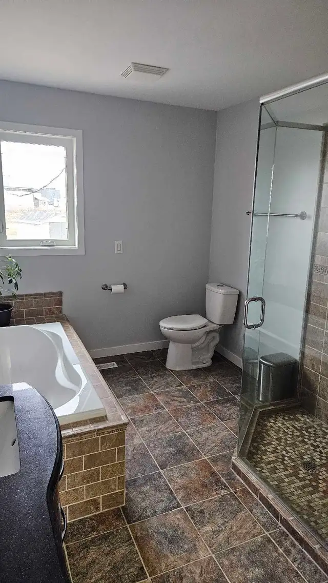 3.14-Acre Country Home Near Stony Mountain — 4 Bed, 2 Bath — Pri - Photo 9