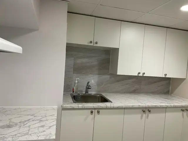 One private room available in Scarborough - Photo 3