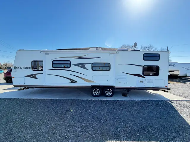 2014 FOREST RIVER ROCKWOOD 2909SS  BUNK ROOM  FINANCING - Photo 4