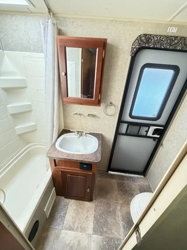 2014 FOREST RIVER ROCKWOOD 2909SS  BUNK ROOM  FINANCING - Photo 10