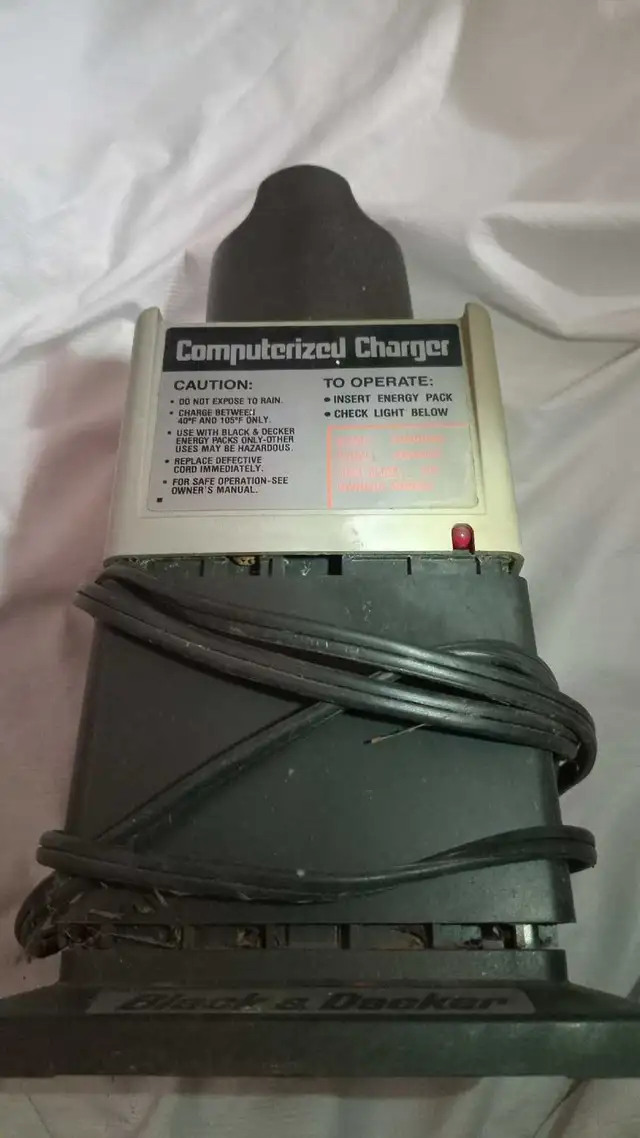 Black and Decker Charger