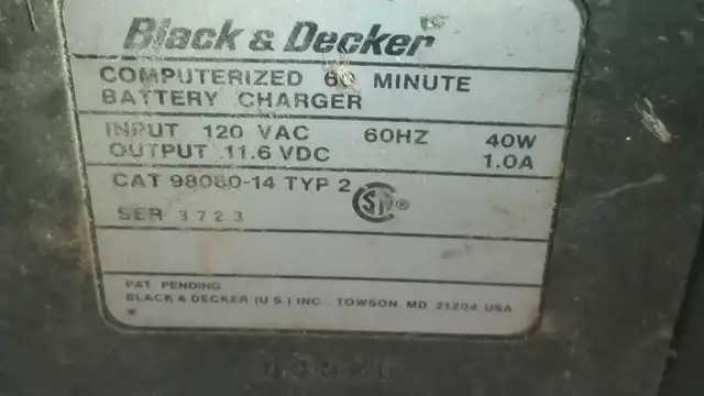 Black and Decker Charger - Photo 3