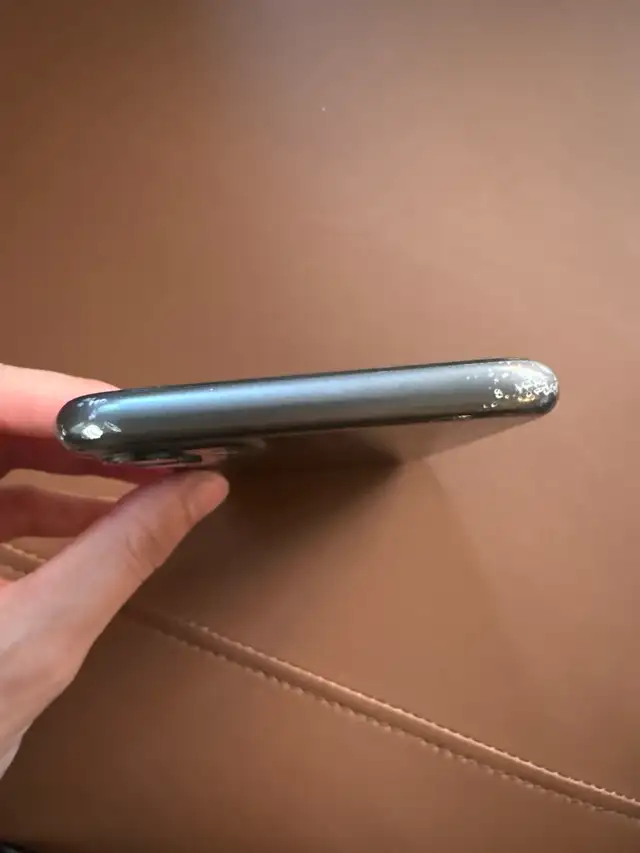 Used iPhone 11 - Photo 6