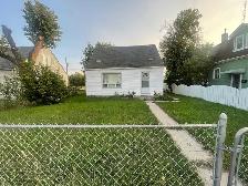 3 BEDROOM 1 BATH HOUSE FOR RENT