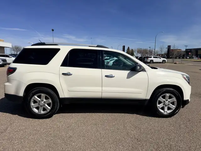 2014 GMC Acadia SLE1 8 Passenger AWD - Photo 7