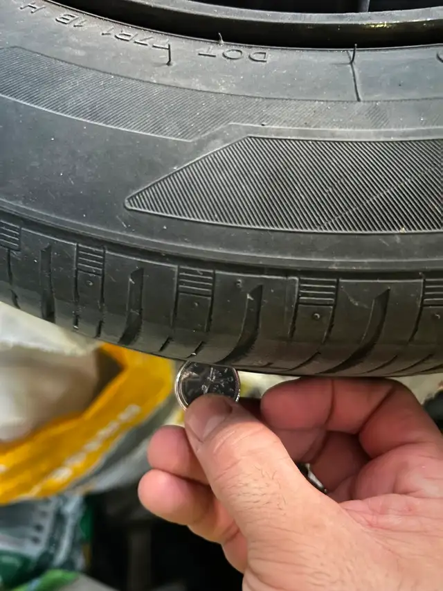 Pneus à vendre / Tires for sale Mitsubishi Lancer - Photo 2