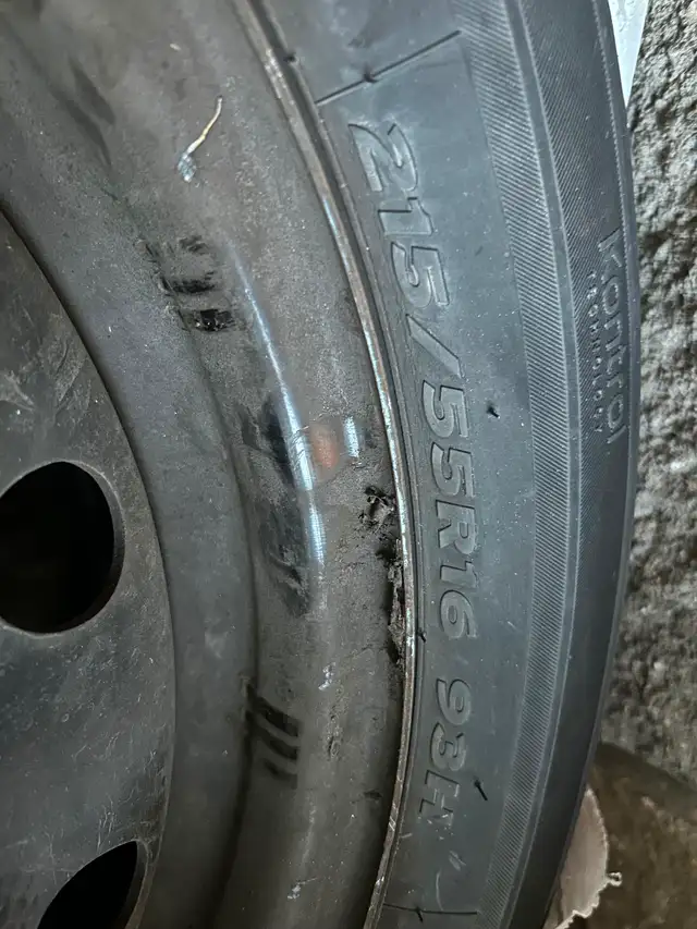 Pneus à vendre / Tires for sale Mitsubishi Lancer - Photo 4