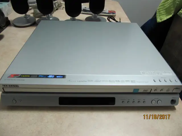 système de cinéma maison numérique Samsung HT-P50 (5.1)