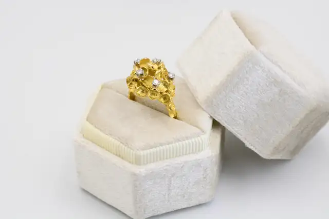 18K BIRKS PETAL RING WITH DIAMONDS