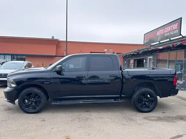 2019 RAM 1500 CLASSIC EXPRESS CREW CAB – 5.7L HEMI V8 – 4X4 - Photo 9