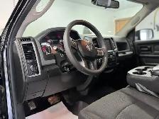 2019 RAM 1500 CLASSIC EXPRESS CREW CAB – 5.7L HEMI V8 – 4X4 - Photo 11