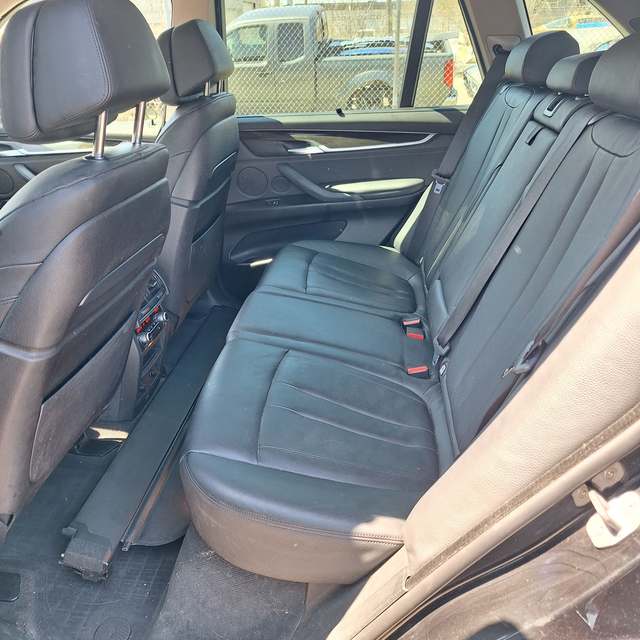2014 BMW X5 xDrive50i - 90,000 KM ONLY! - Photo 12