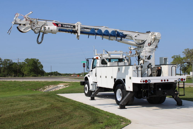 2019 Freightliner M2 Terex Commander 4047 Digger Derrick - Photo 3