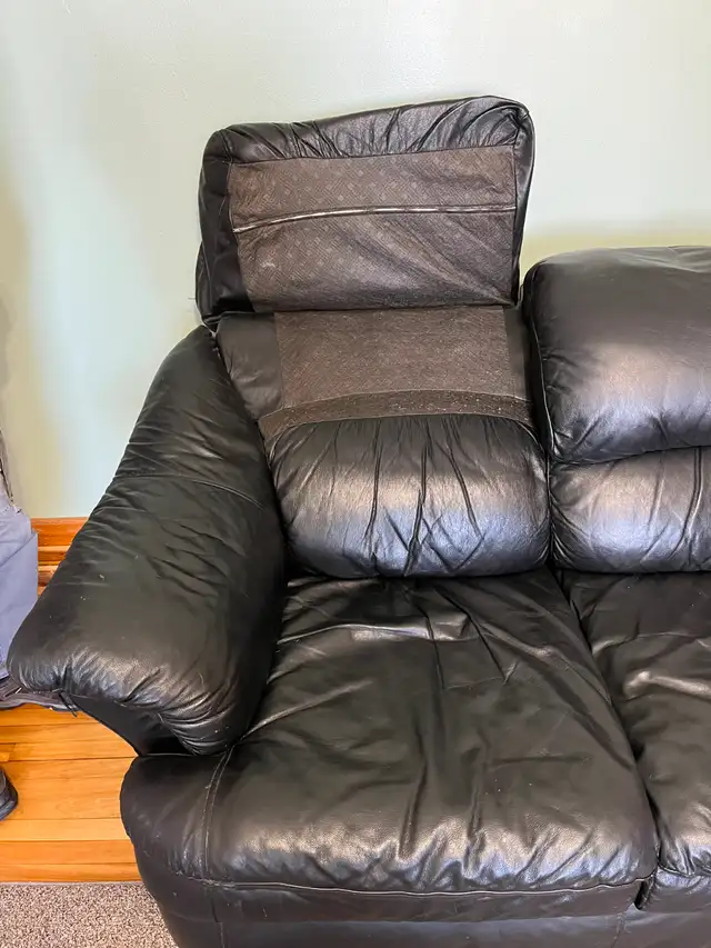 Leather Couch - Photo 3