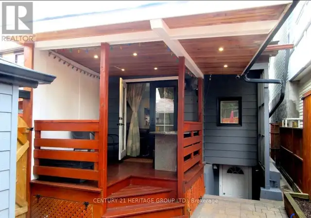 Renovated 4BR Detached House - Mount Dennis / Eglinton LRT - Photo 15