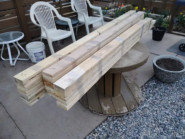 Used 1' x 4' Lumber:-  10 pc bundle @ $15