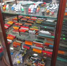 AUCTION-HUGE COLLECTION OF HO&N GAUGE TRAINS-SAT, APR 25 - 8 AM - Photo 6