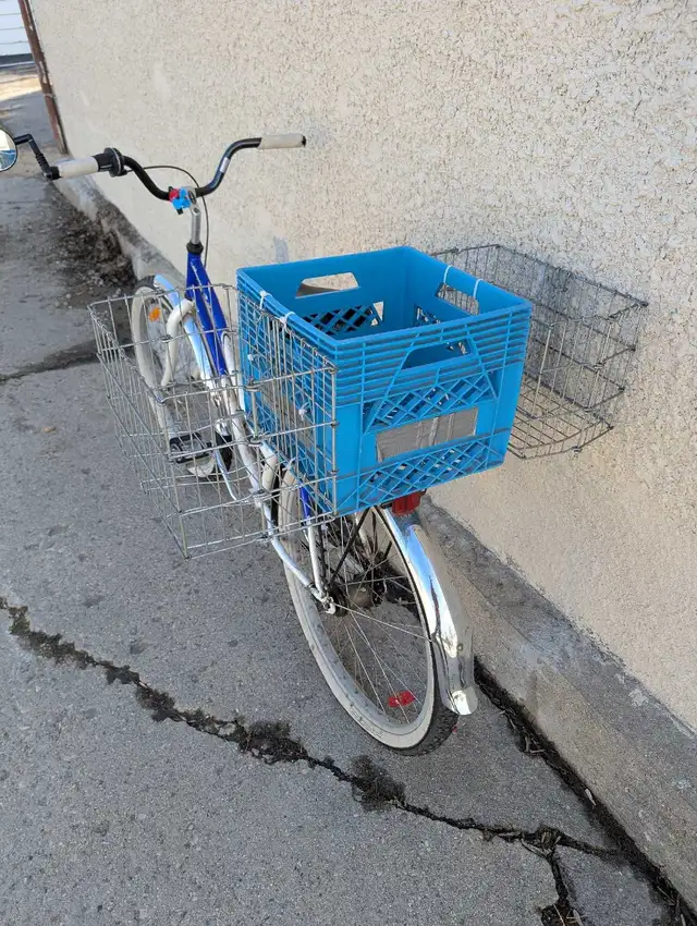 Ladies, Girls 3 speed Bike - Photo 4