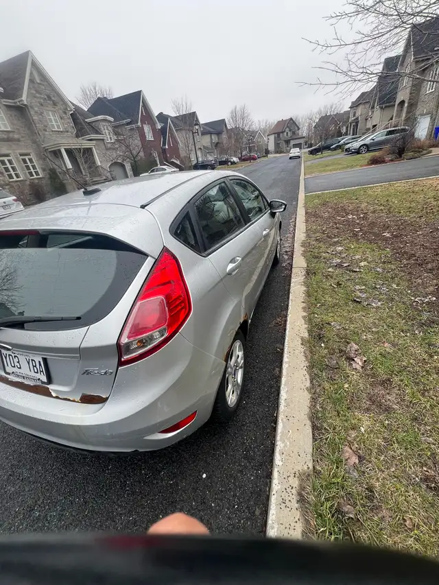 Ford Fiesta a Vendrer 2014 , prix 3,200 negociable - Photo 2